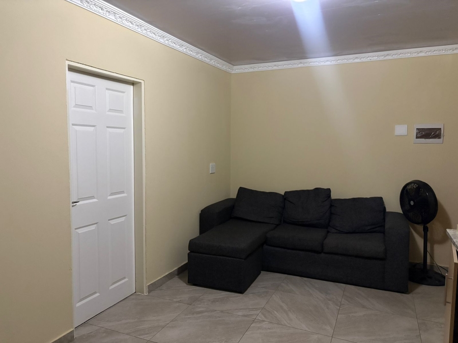 To Let 1 Bedroom Property for Rent in Tlhabane West North West